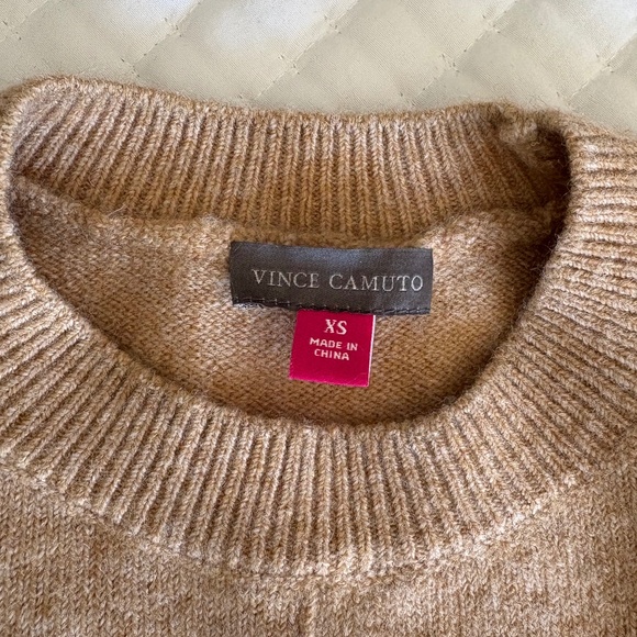 Vince Camuto Sweater - Picture 2 of 11